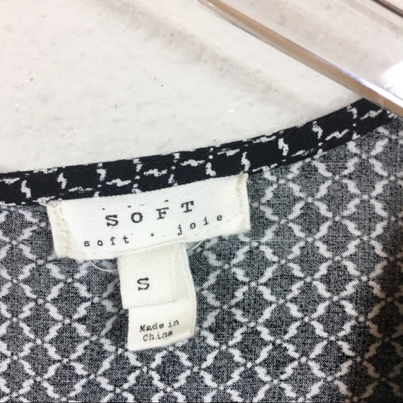 Joie | ‘Zandi’ Smocked Waist Printed Mini Dress - Picture 3 of 8